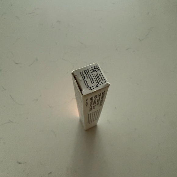 Milk Sunshine Under Eye Tint + Brighten Light Coverage Concealer - Shade 3 - NWB - Picture 12 of 12